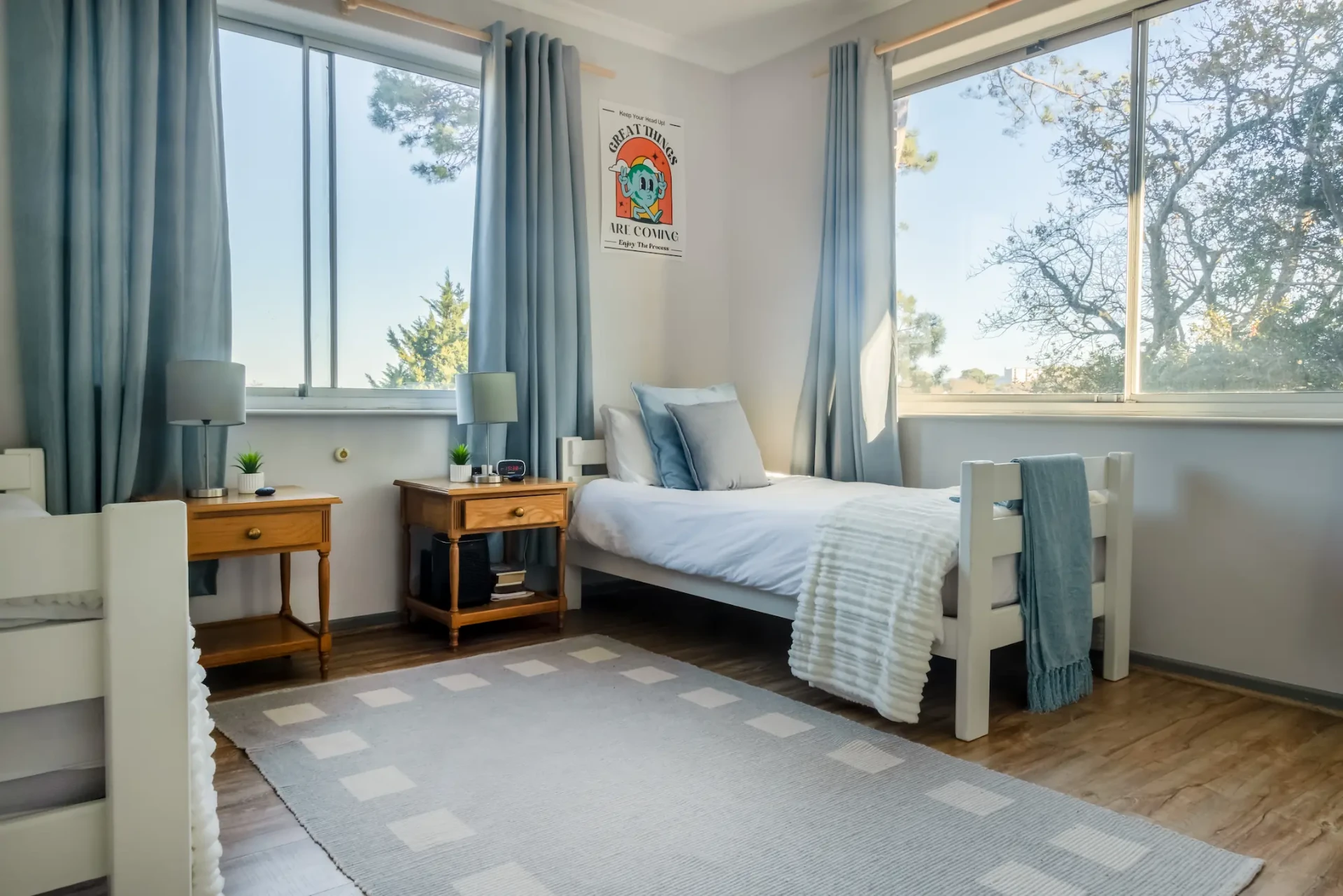 Een rustige slaapkamer bij Imani